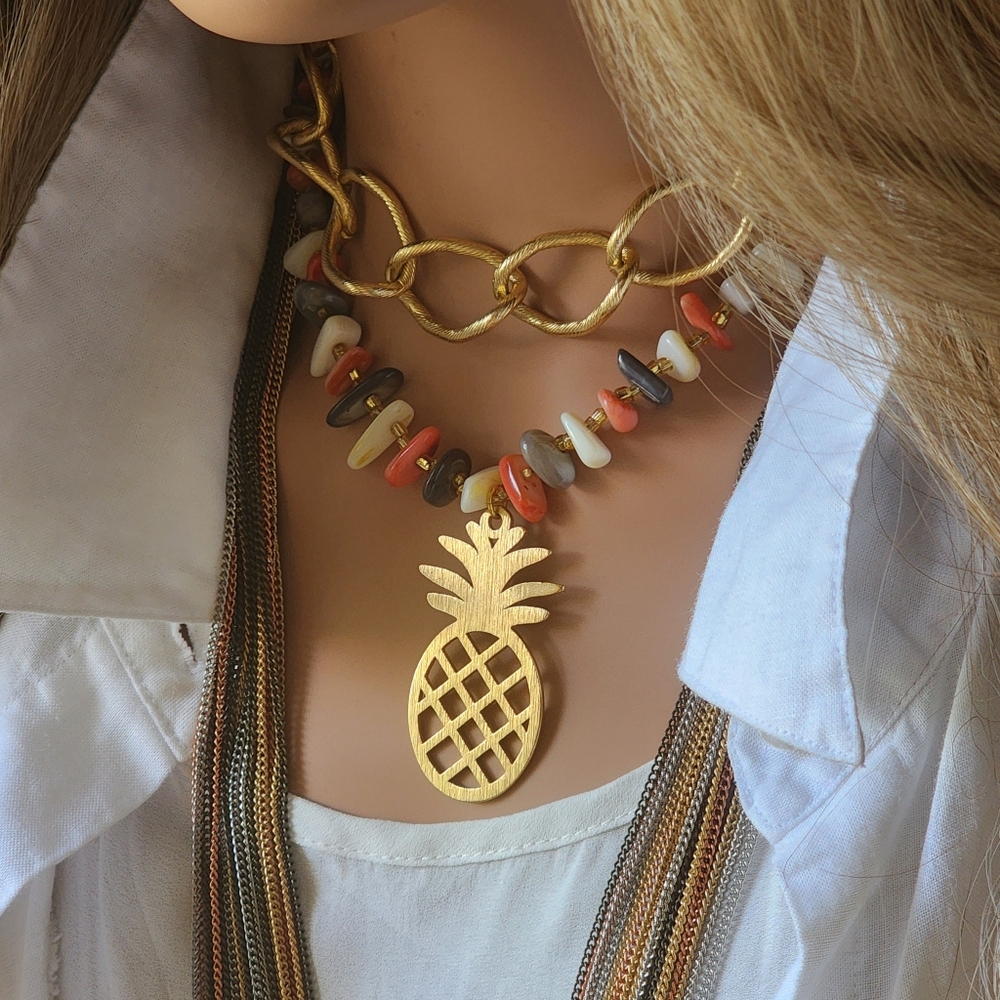 Pineapple Jewelry Mother of Pearl Gold Farm Rio Pineapple Pendant Tropical